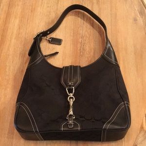 ♦️SOLD♦️Coach classic ‘C’ hobo bag